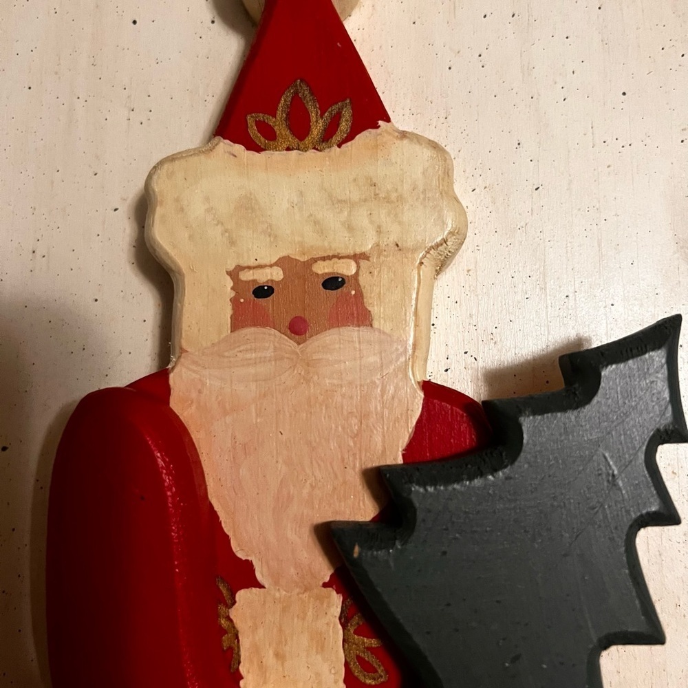 Hand Painted Solid Wood Santa Tree Welcome Wall Door Hanger Christmas Decor VTG - Picture 2 of 8